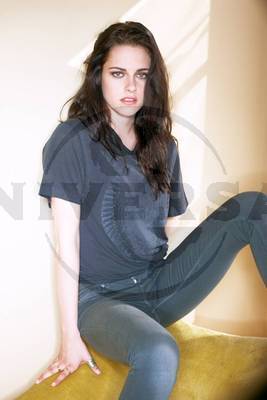 Nuevo photoshoot de Kristen Stewart para SWATH! . AagCpjZ3